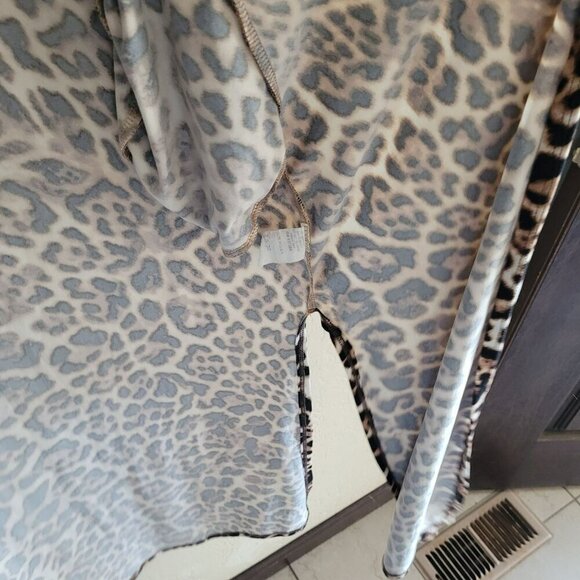 Femmina Leopard Print Long Lightweight Open Cardigan Duster size L - Picture 4 of 6